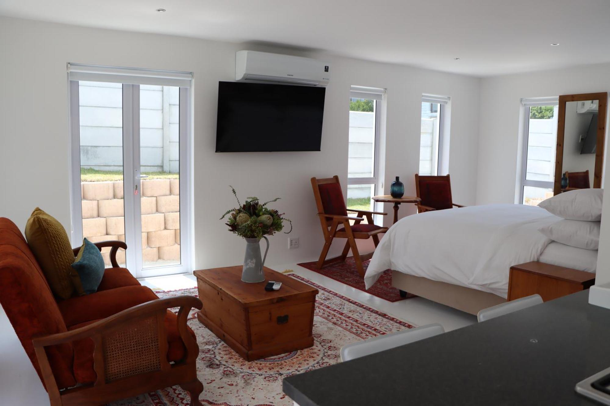 Nivenia Beach House Bettyʼs Bay Exterior foto